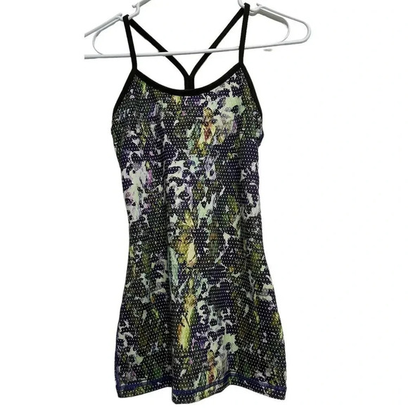 Lululemon women’s Power Y tank. Size 2 - Picture 1 of 6
